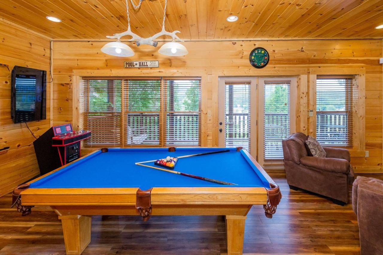 Mountain Creek Lodge Pigeon Forge Buitenkant foto