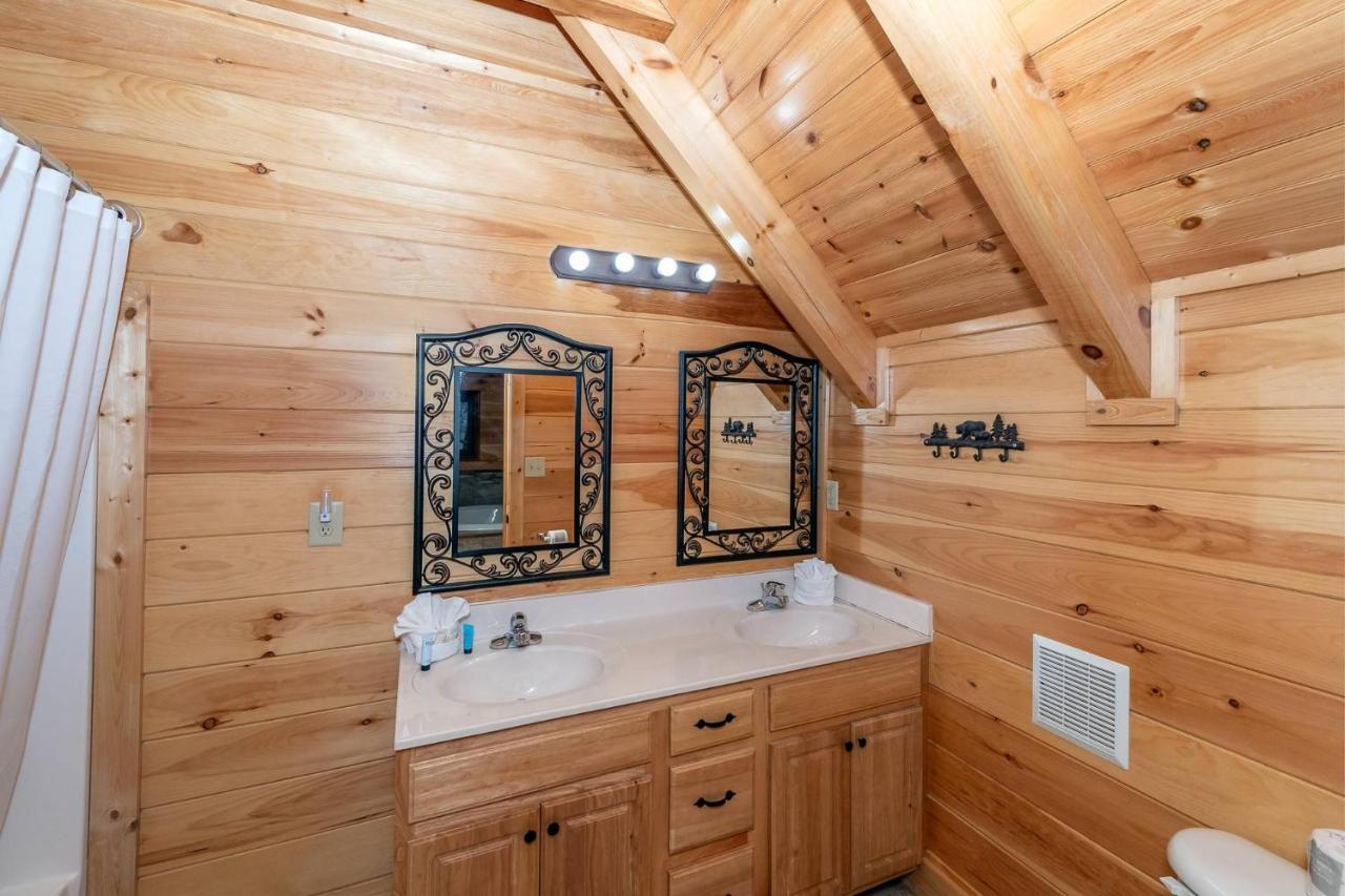 Mountain Creek Lodge Pigeon Forge Buitenkant foto